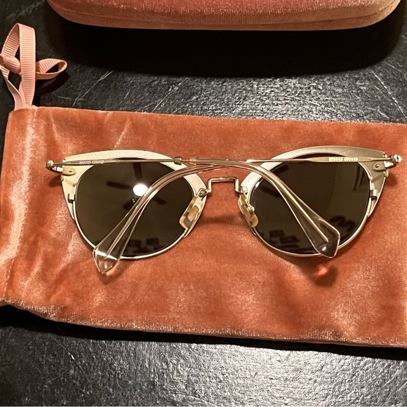 Miu Miu mirrored sunglasses - Picture 7 of 8